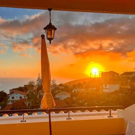 Apartment Por Do Sol, A In Madeira *