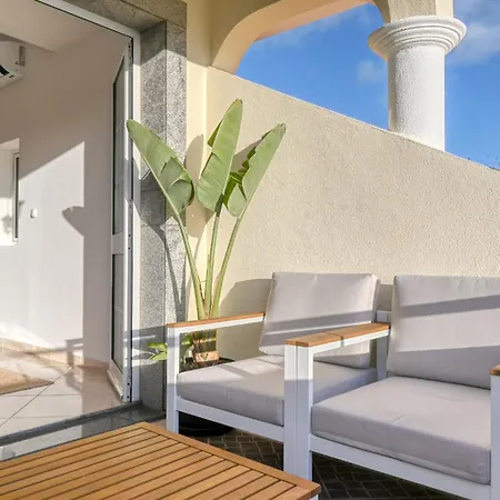 Apartment Por Do Sol, A In Madeira
