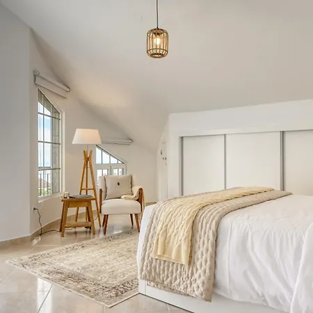 Por Do Sol, A In Madeira