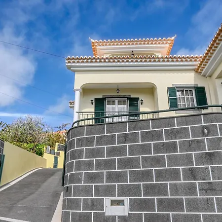 Por Do Sol, A In Madeira Ponta do Sol (Madeira)