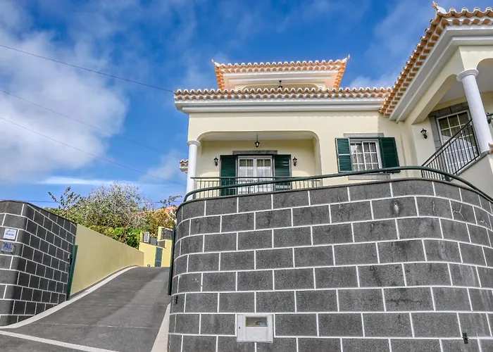 Por Do Sol, A In Madeira Ponta do Sol (Madeira)