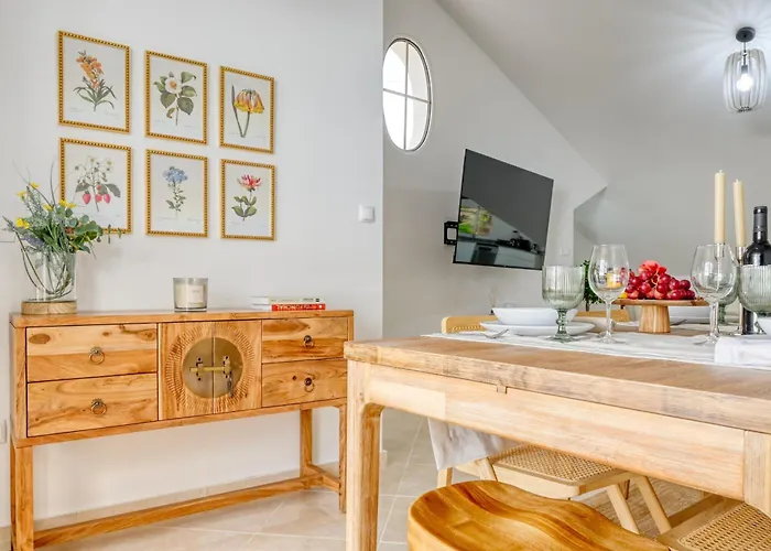 Por Do Sol, A In Madeira * Ponta do Sol (Madeira)